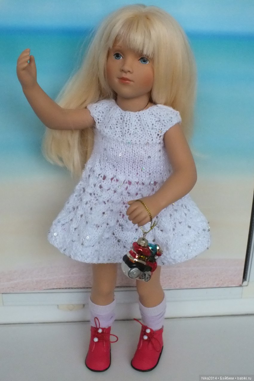 Тепло ли тебе девица? Разные куклы в зимних нарядах