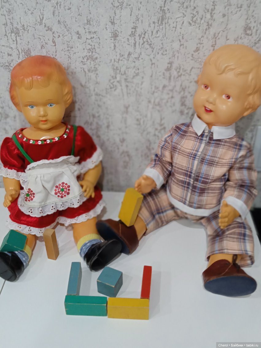 Детки играют... Куклы и кубики (фото 2)