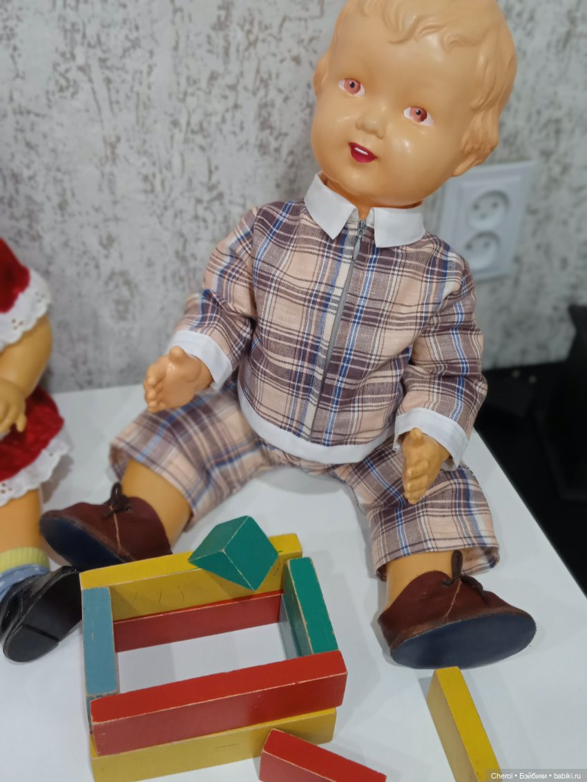 Детки играют... Куклы и кубики (фото 3)