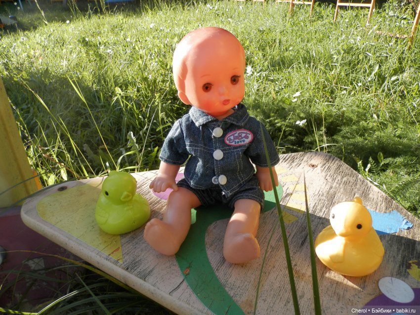 На детской площадке — Игрушки СССР и советского детства: резиновые (фото 3)