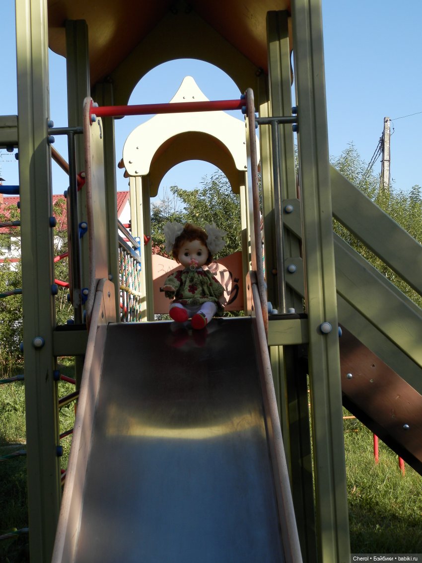 На детской площадке — Игрушки СССР и советского детства: резиновые (фото 10)