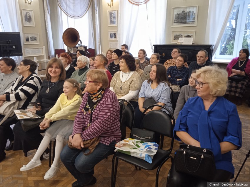 Выставка игрушек в День народного единства (фото 9)