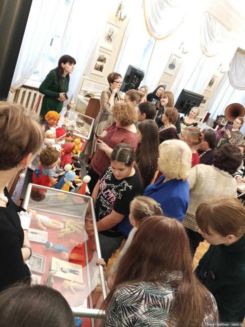 Выставка игрушек в День народного единства (фото 10)