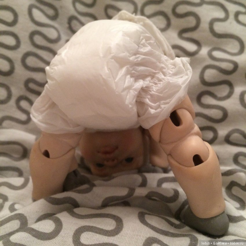 Новые кулачки для малышки, погремушки и бутылочка. Шарнирная кукла