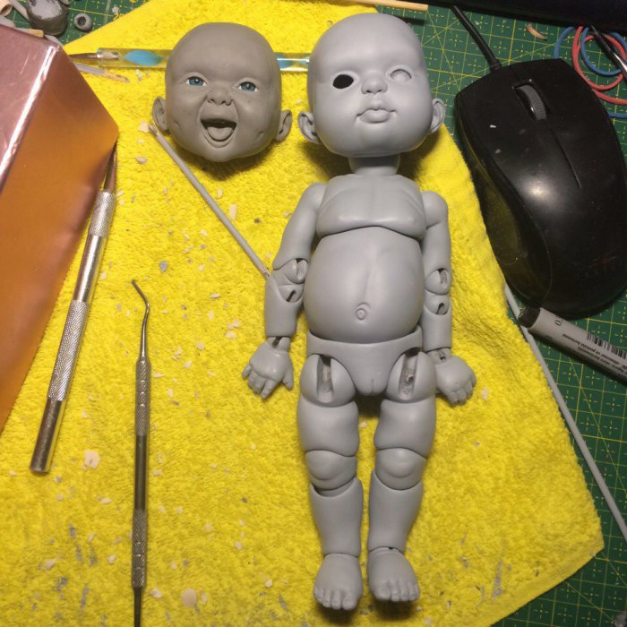 Годовасик. Работа продолжается над шарнирной куклой