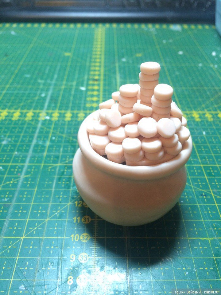 Работа над новой куклой "Mr. Green" Лели Дубровиной