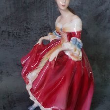 Бэлль от Royal Doulton. Бэлль от Royal Doulton.