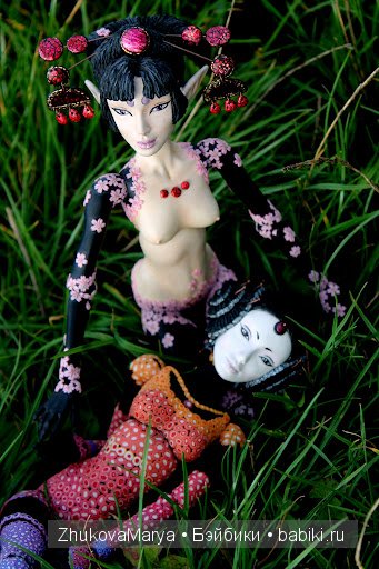 Сакура и Радужная, куклы Жуковой Марии