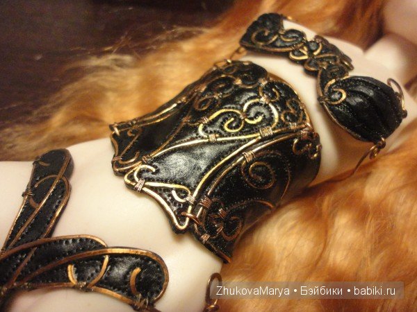 Лучницы, фарфоровые куклы Жуковой Марии