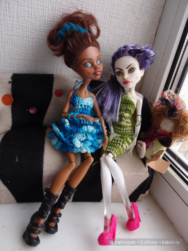 Как монстряшки превращаются в девочек (фото 7)