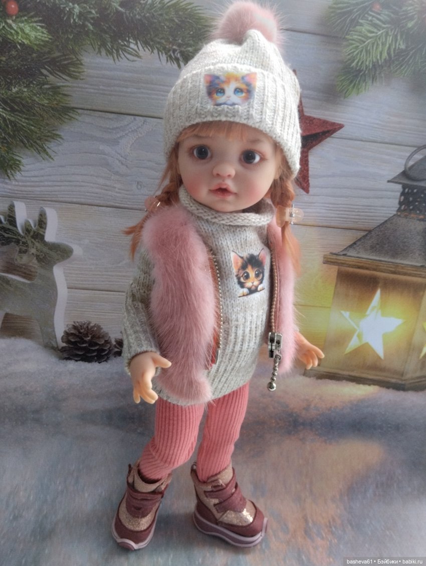 Уже 12 лет, как с куклами играю