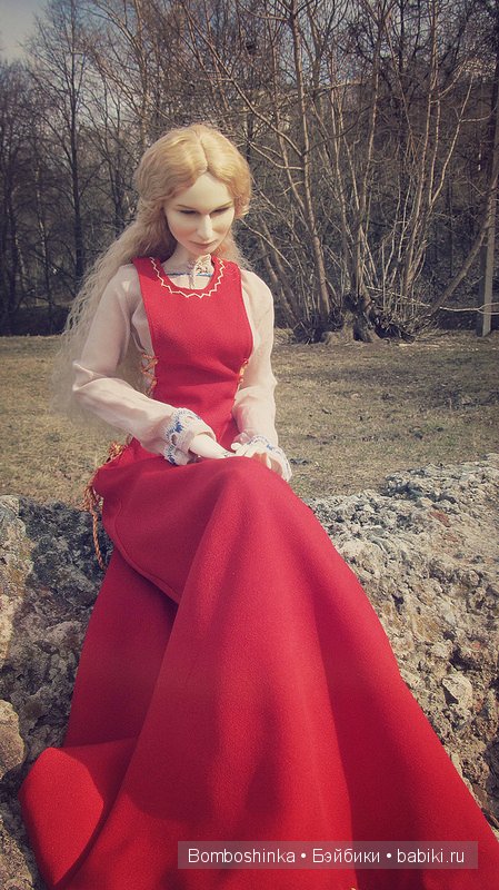 Ах эти девушки в сюрко, так ранят сердце глубоко..) (фото 9)