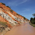 Вдоль Красной реки, моя радость...