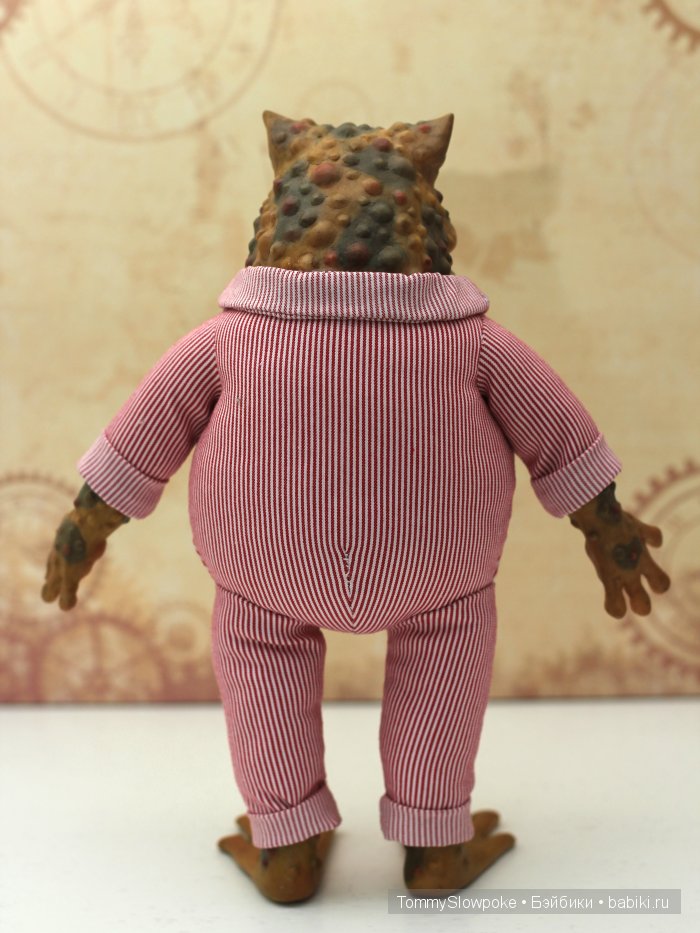 Жаба в пижамке. Игрушка ручной работы