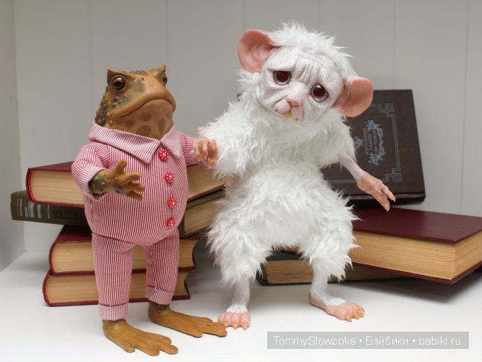 Перхоть — старая белая мышь