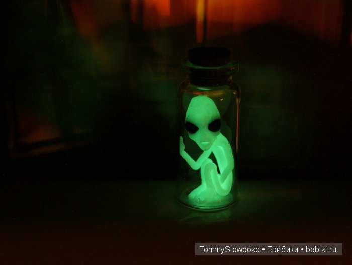 Пришелец в бутылочке — Лепка авторских игрушек и папье (фото 3)