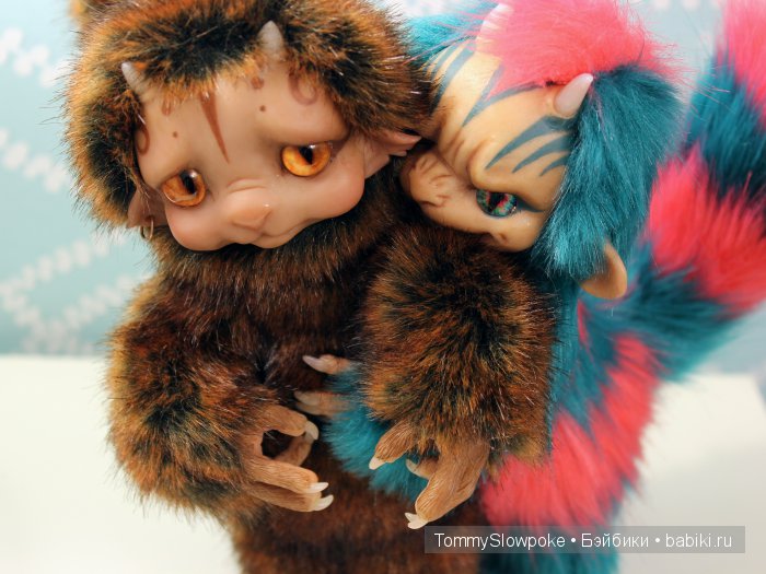 Бурый троллик — Игрушки в смешанной технике (мех и глина): Арт