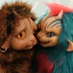 Бурый троллик