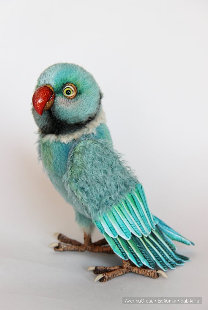 Попугай Оскар. Авторская игрушка ручной работы