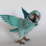 Попугай Оскар. Авторская игрушка ручной работы