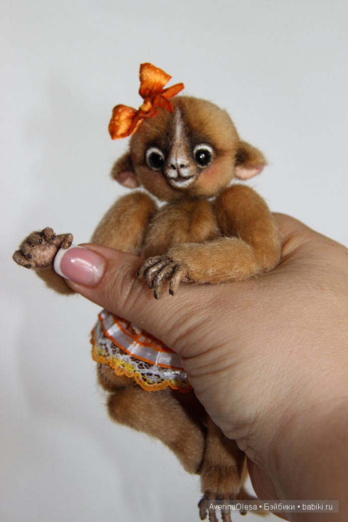 Обезьянка Кнопа. Игрушка ручной работы (фото 3)