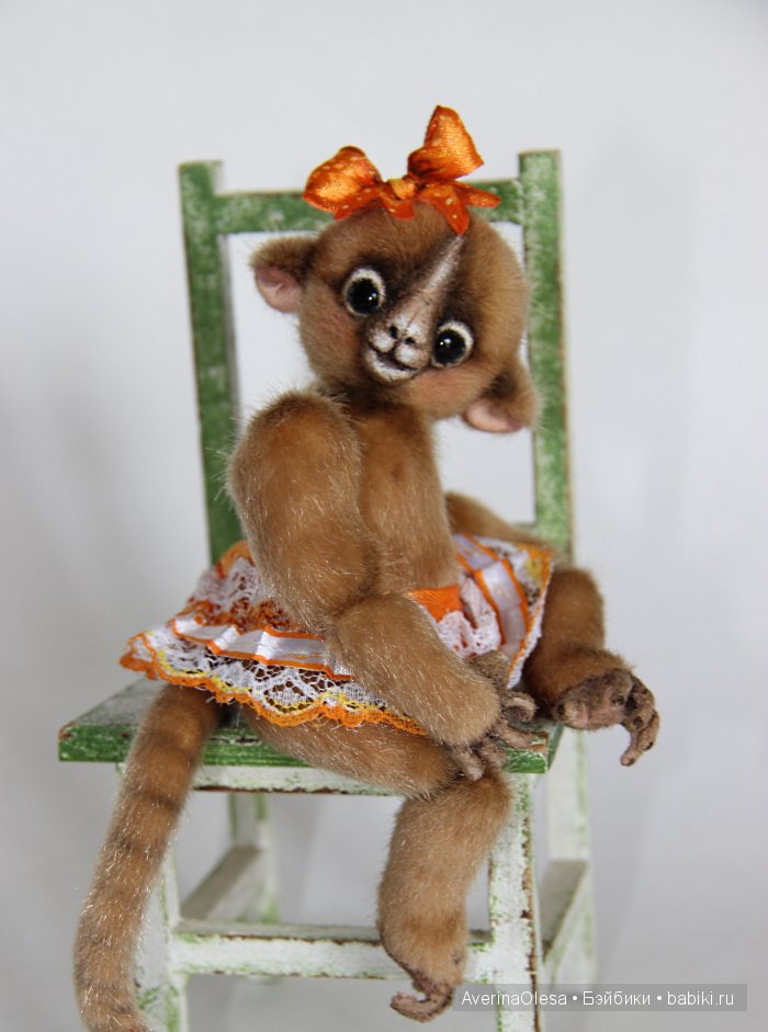 Обезьянка Кнопа. Игрушка ручной работы (фото 5)