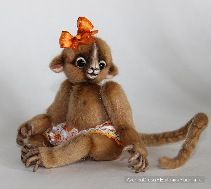 Обезьянка Кнопа. Игрушка ручной работы (фото 2)