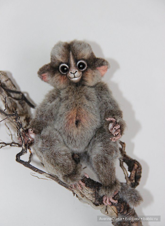 Маленькая обезьянка. Игрушка ручной работы