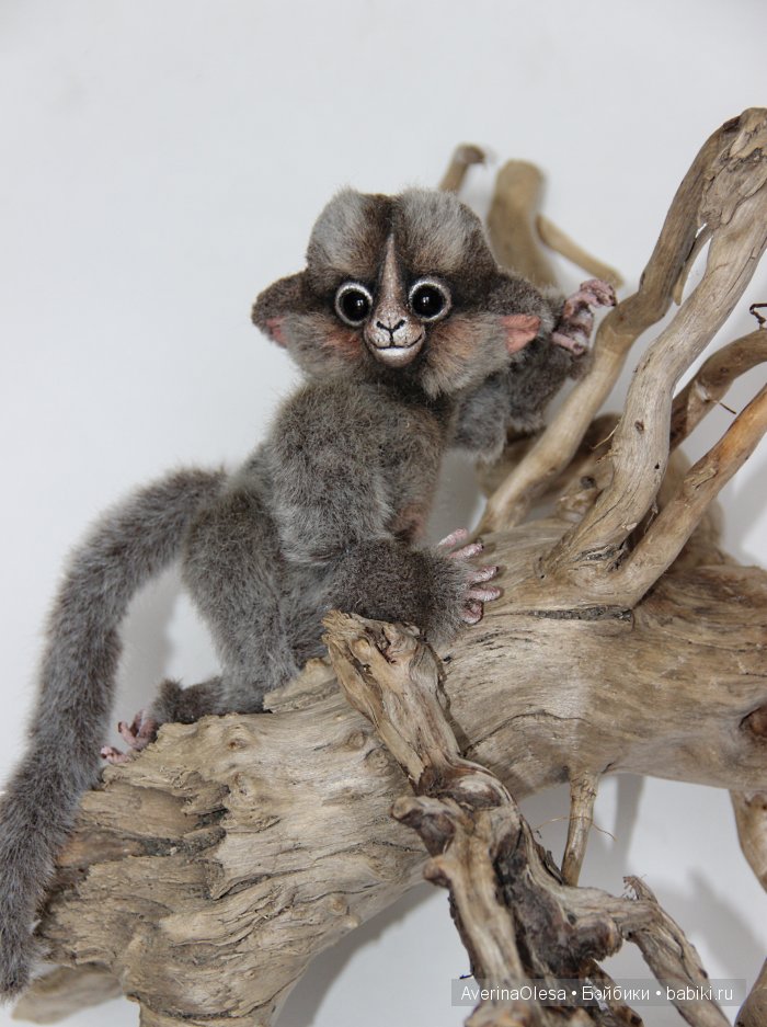 Маленькая обезьянка. Игрушка ручной работы