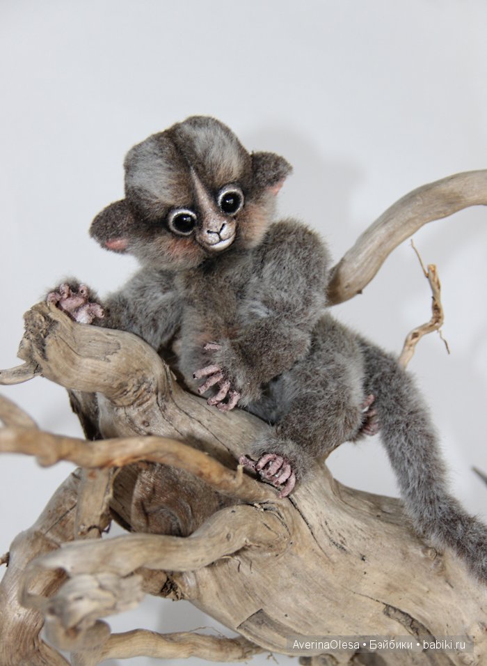 Маленькая обезьянка. Игрушка ручной работы