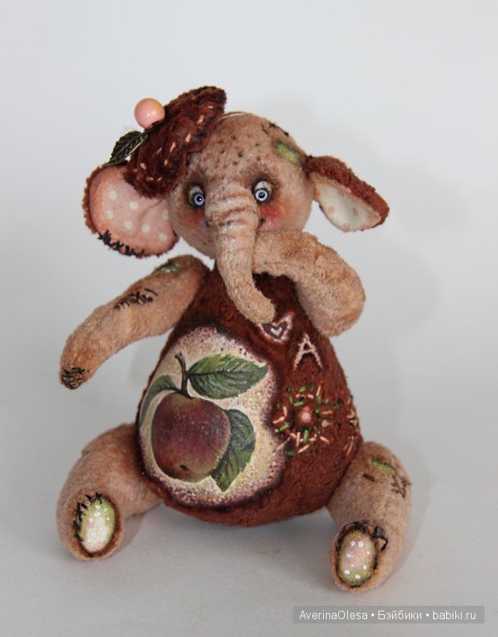 Розовый слон APPLE, авторская игрушка ручной работы