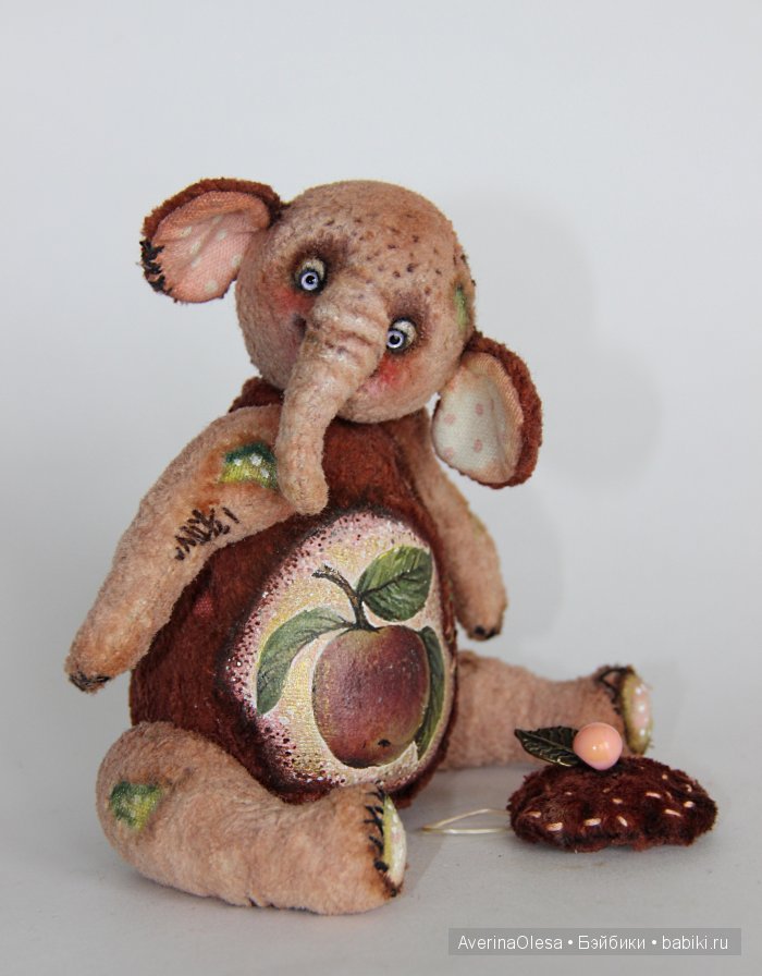 Розовый слон APPLE, авторская игрушка ручной работы (фото 9)