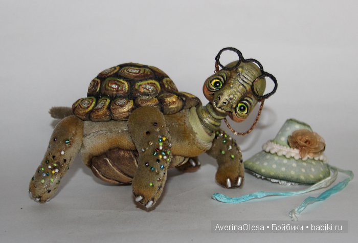 Бабушка Черепаха — Игрушки в смешанной технике (мех и глина): Арт