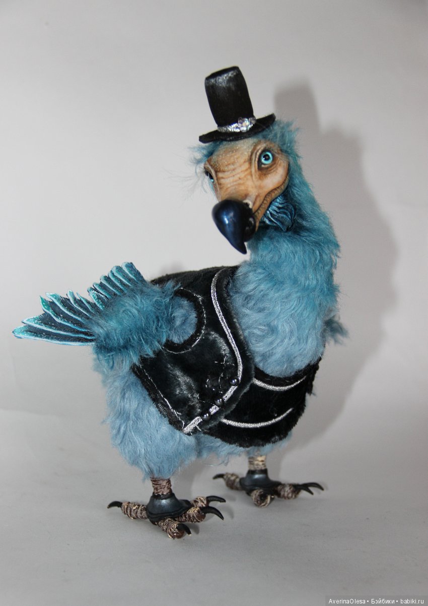 Птица Додо из Алиса в стране чудес