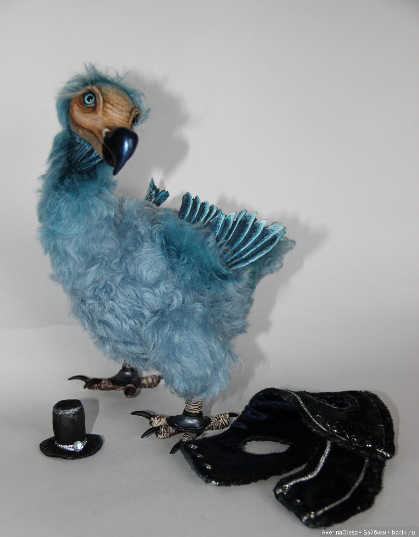 Птица Додо из Алиса в стране чудес