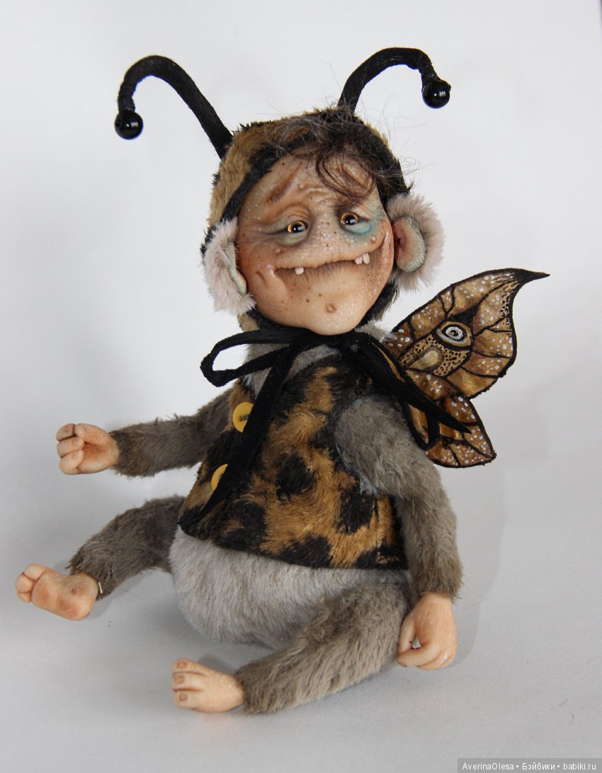 Жужик бабочковый — Игрушки в смешанной технике (мех и глина): Арт (фото 2)