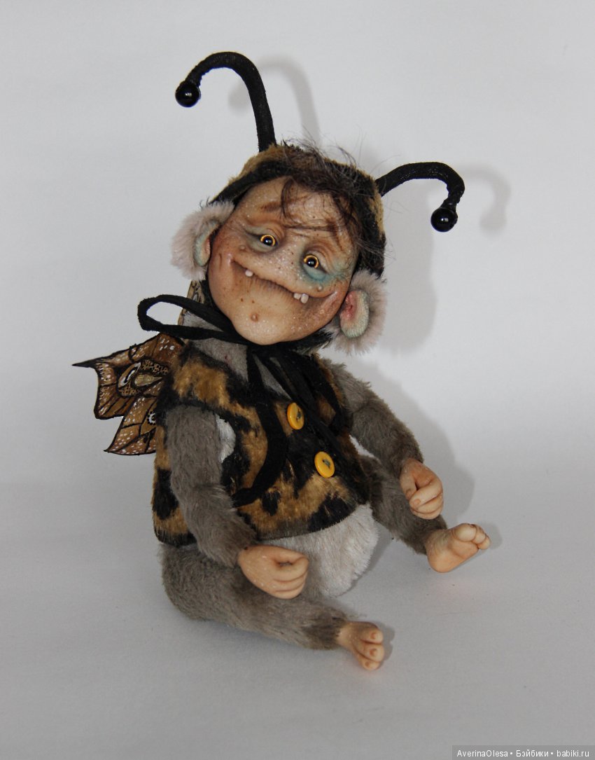 Жужик бабочковый — Игрушки в смешанной технике (мех и глина): Арт (фото 3)