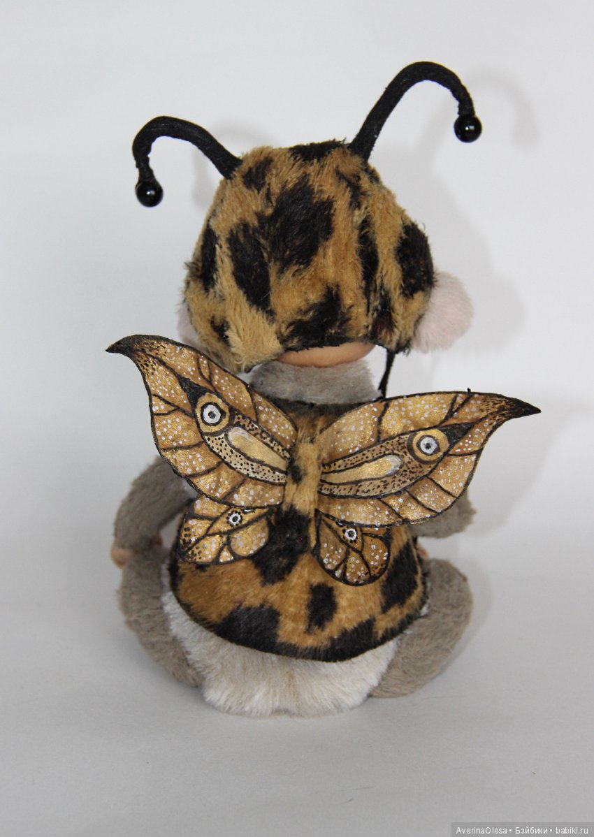 Жужик бабочковый — Игрушки в смешанной технике (мех и глина): Арт (фото 8)