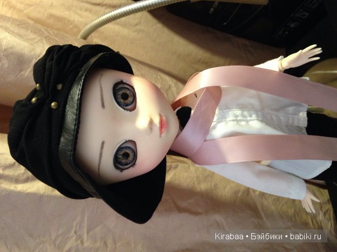 Вот такая куколка получилась)))