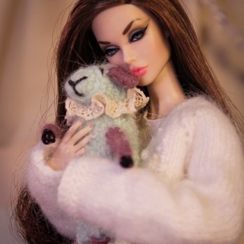 Лучший мой подарочек- это ты))