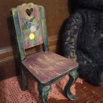 Старинный расписной стульчик