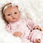 Моя малышка Объятия и поцелуи, кукла от Дианны Эффнер