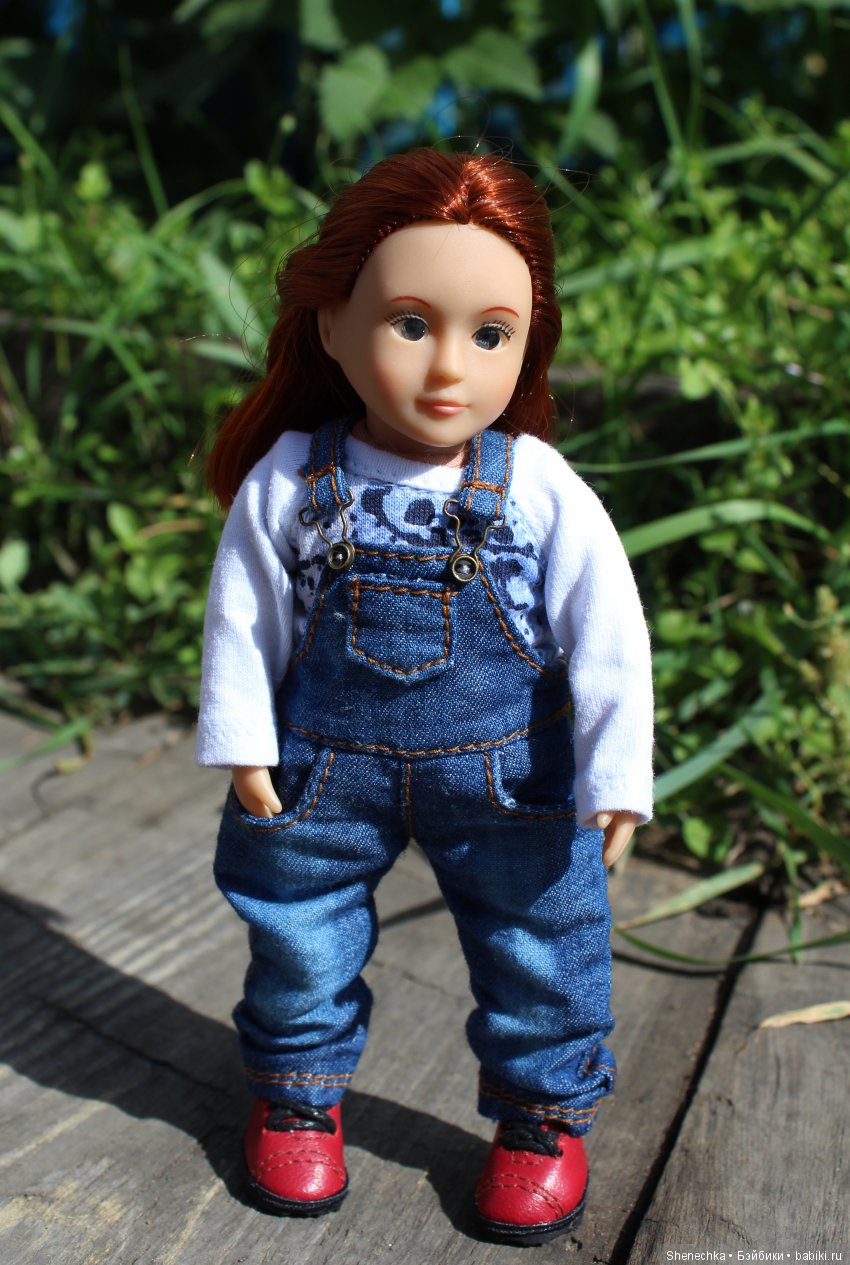 Нина на прогулке — American Girl Mini: Куклы 16 см (фото 3)