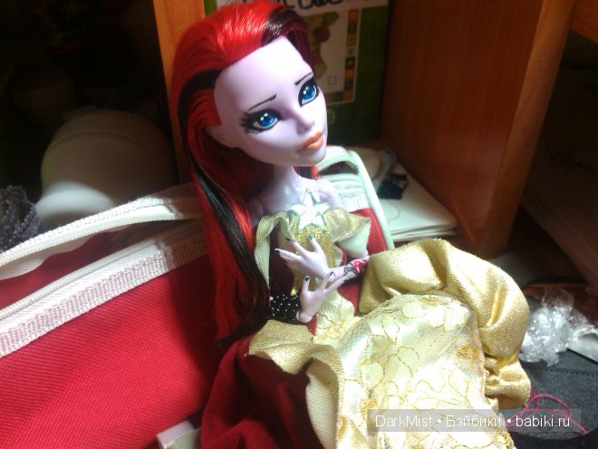 Первый ООАК Монстер Хай. Оперетта и Спектра