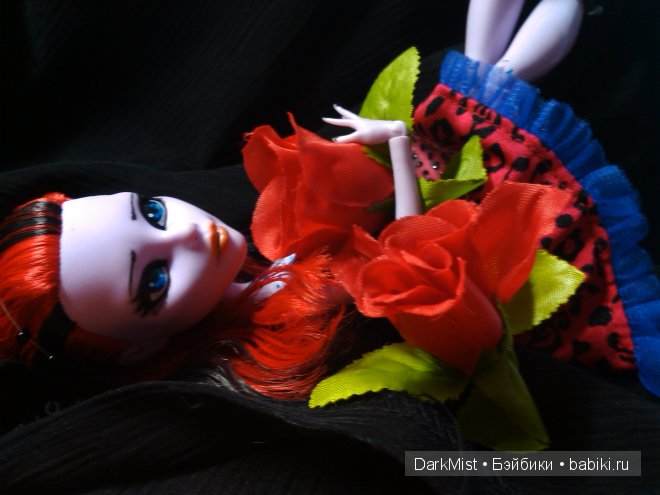 Продолжаю учиться делать ООАК Монстер Хай