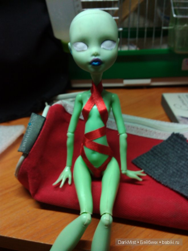 Продолжаю учиться делать ООАК Монстер Хай (фото 9)