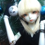 Розочка. Первая BJD Elsa DollZone.