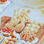 Книга по созданию кукольной миниатюры из пластики, выборочные страницы