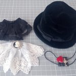 Кучка одежды и аксессуаров для СД-парней