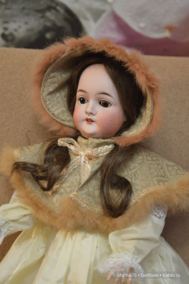 Спящая красавица, или антикварная кукла Queen Louise